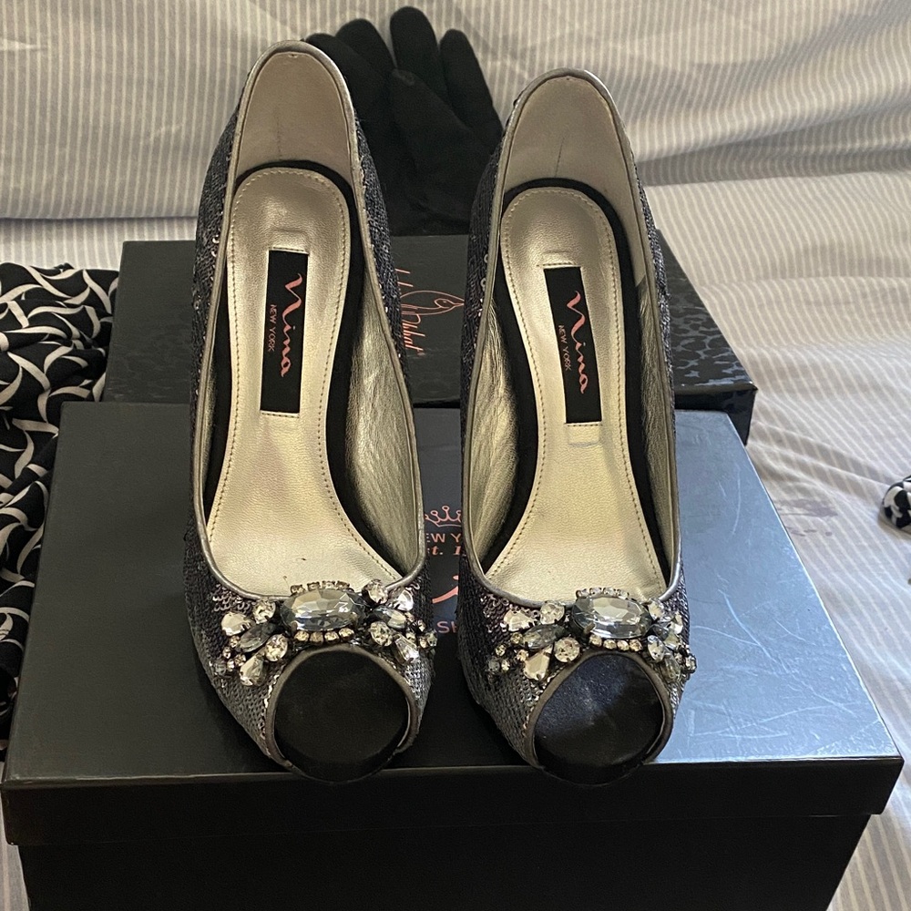 Vince Camuto Black Embellished Peep-Toe Heels